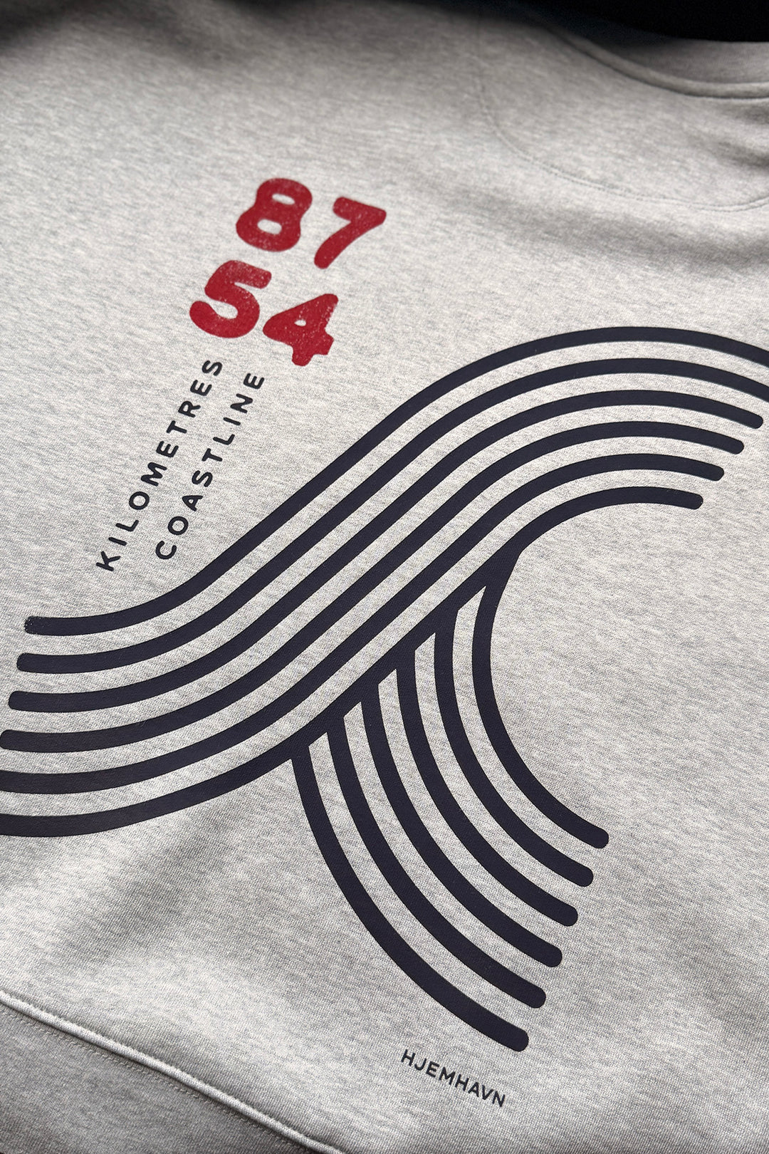Sweatshirt „8754 KM of Coastline“