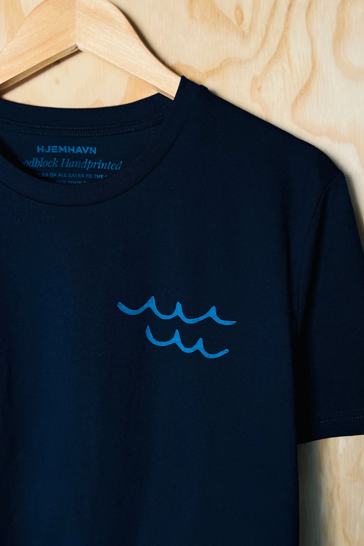 Tee "The Waves"