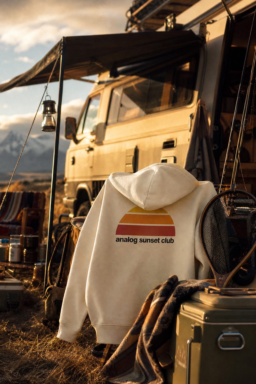 Hoodie "Analog Sunset Club"