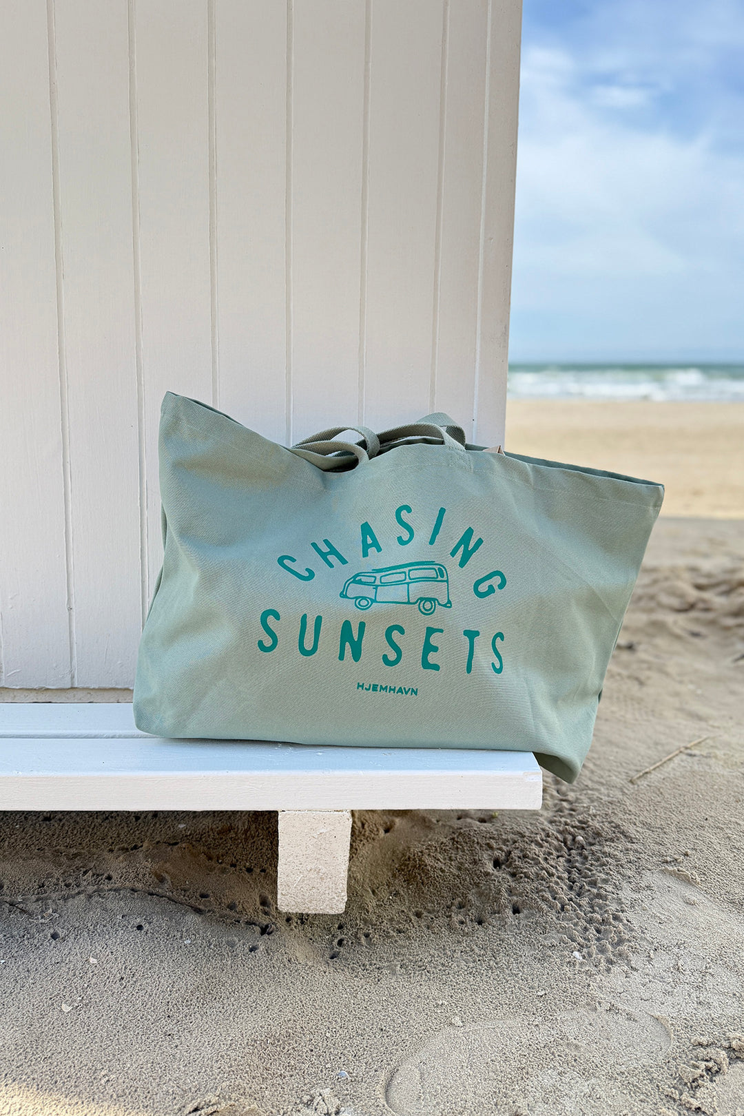 Beach bag "Chasing Sunsets"