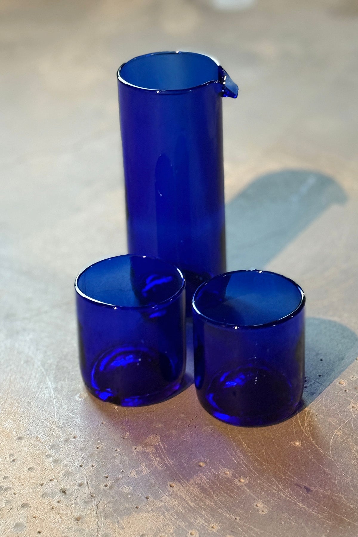 Krug aus Weinflaschen (Bleu) - Upcycling