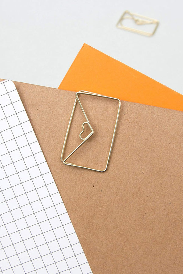 Büroklammern Umschlag Gold