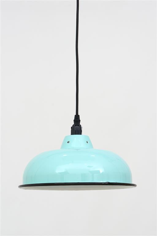 Enamelled metal lamp