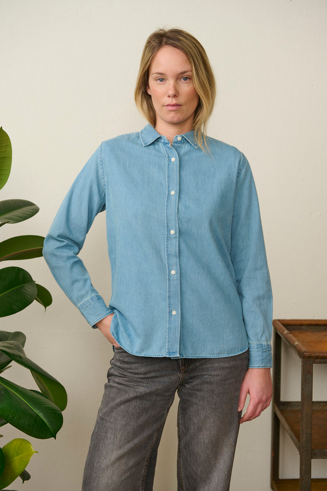Organic Denim Shirt - Light Wash - Women