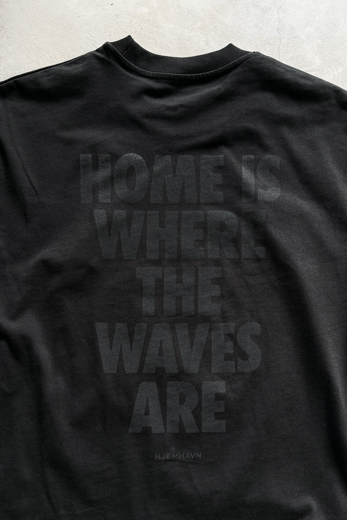 Heavy Weight Boxy Tee "Home" - Black