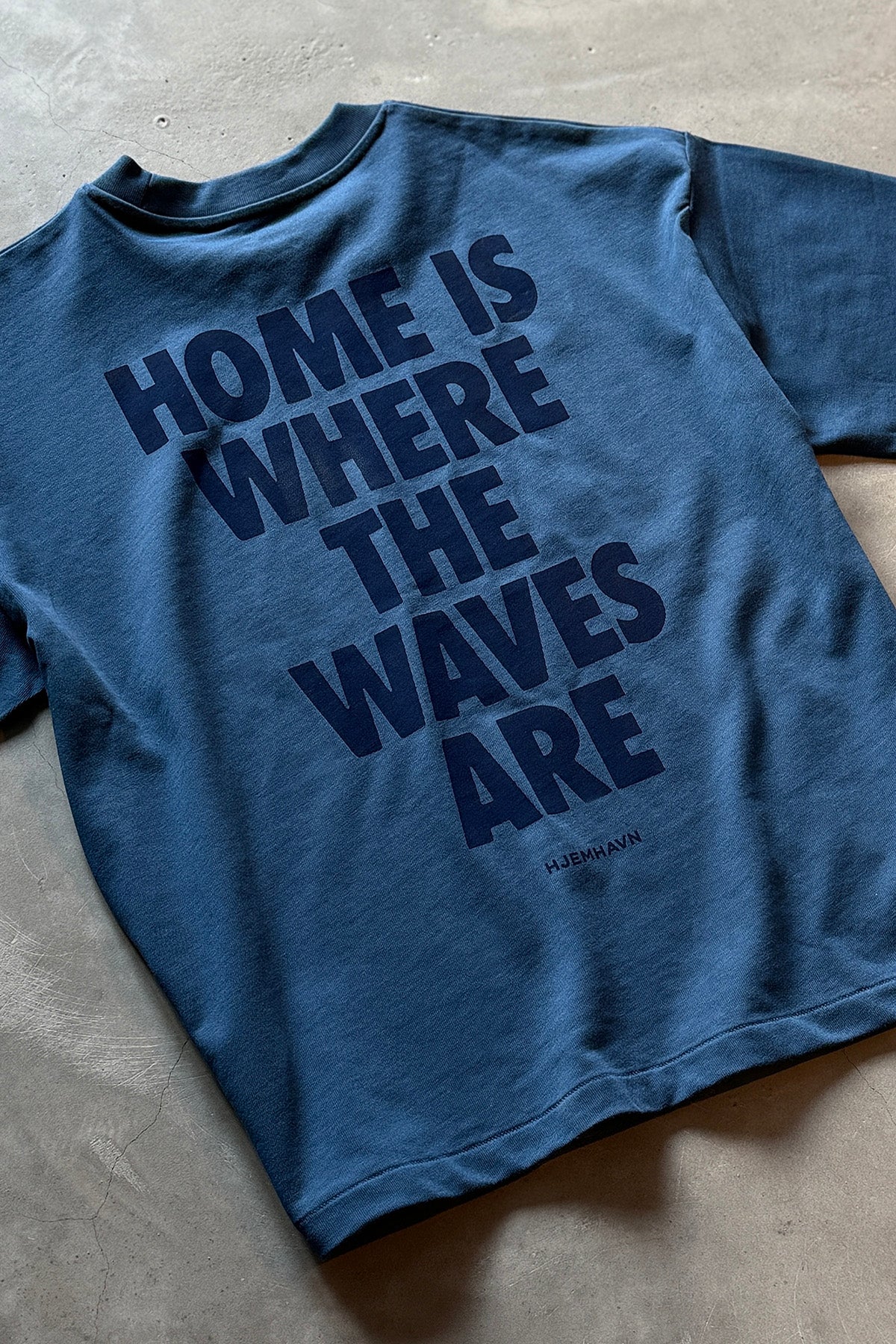 Heavy Weight Boxy Tee "Home" - Blue