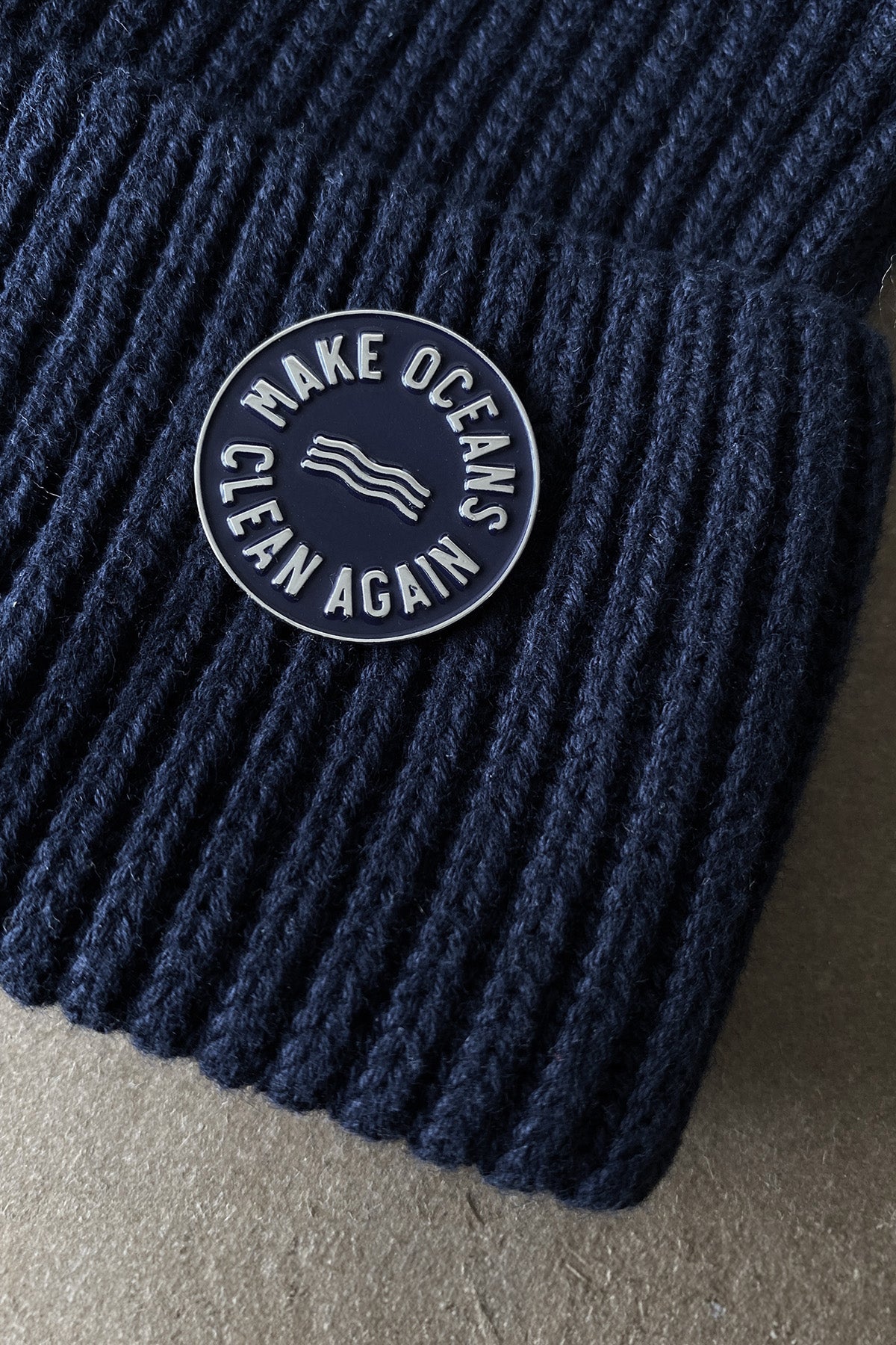 Fisherman Beanie + Free Pin "MOCA"