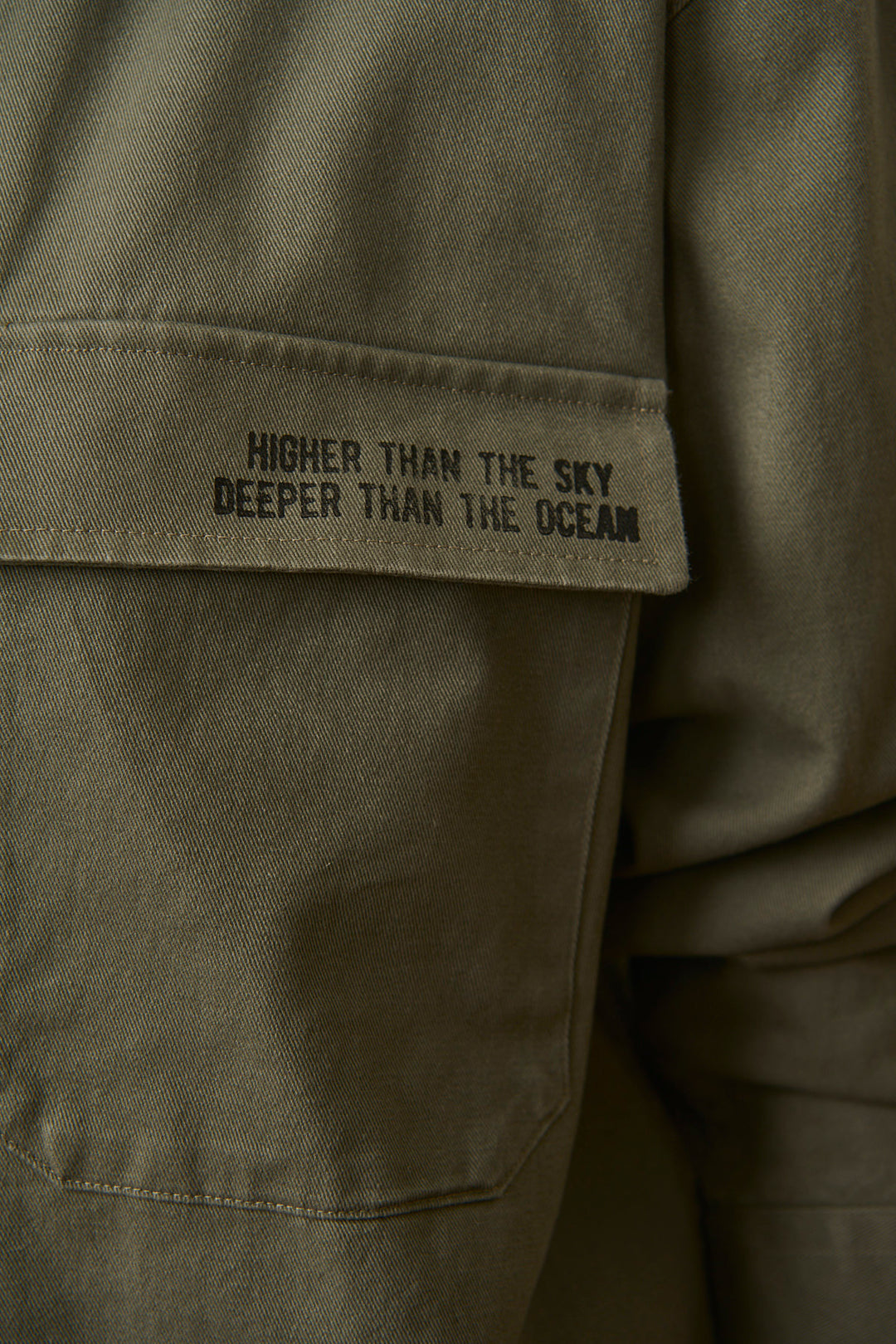 Overshirt "Higher than..."