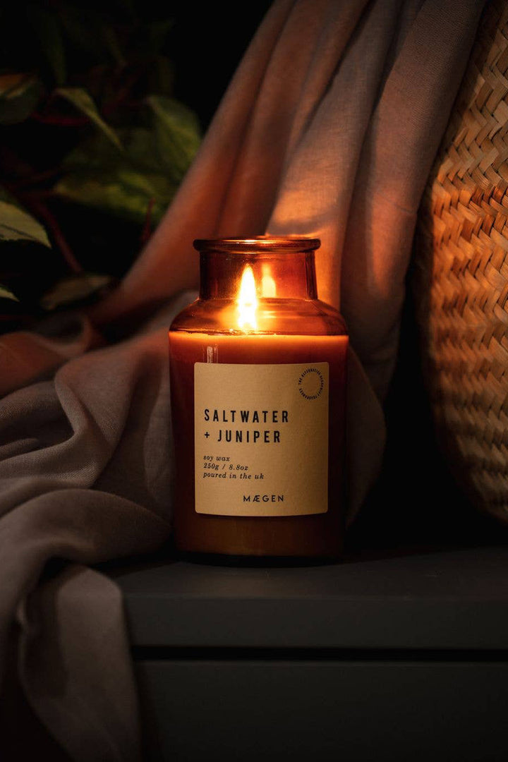 Duftlys "Saltwater & Juniper"