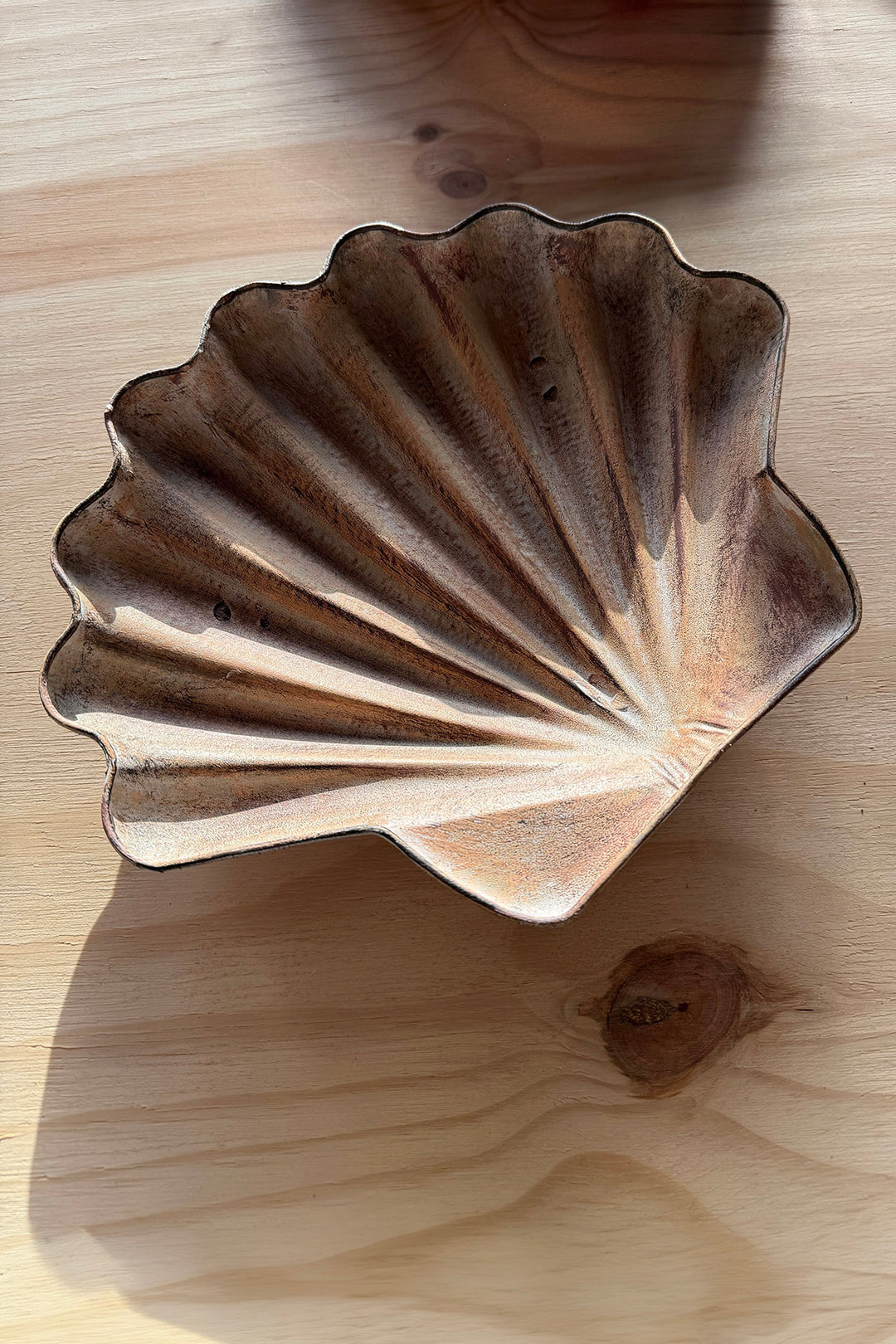 Muschelschale aus Zinn