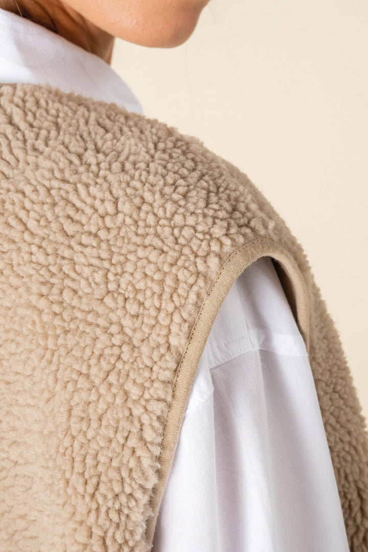 Sherpa Vest - Women
