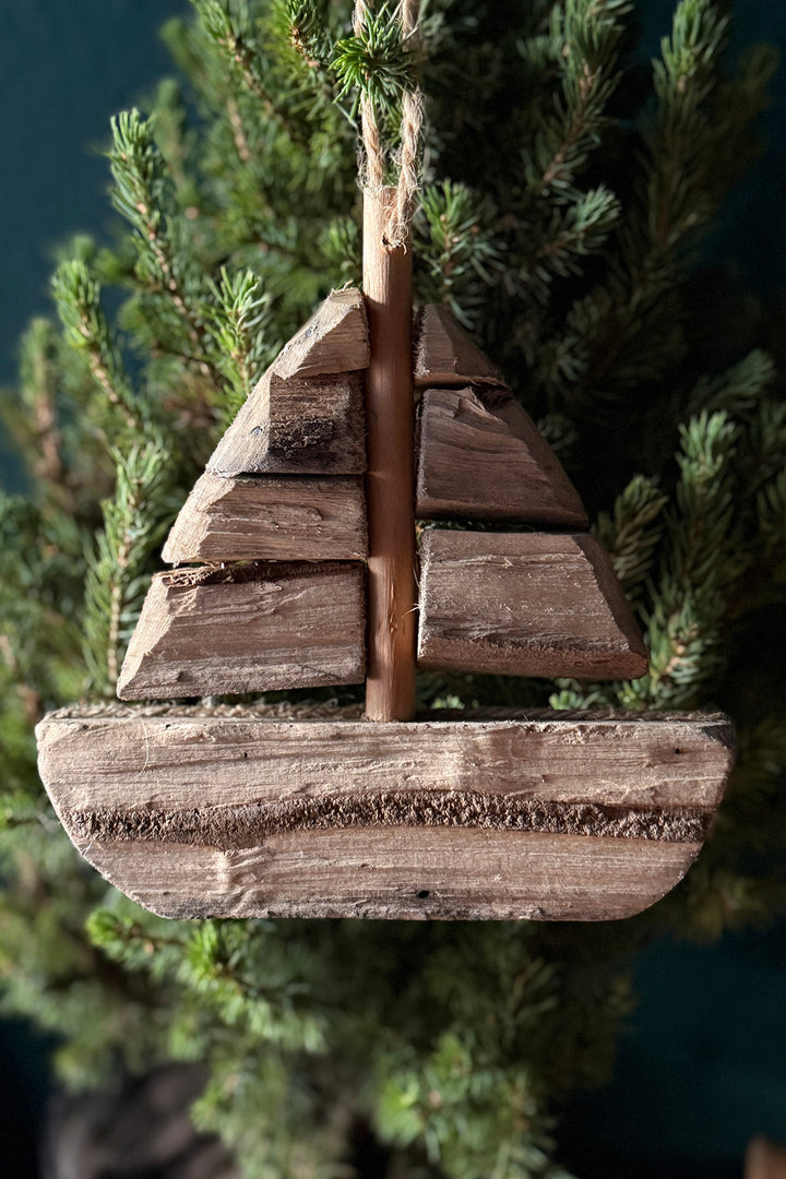 Treibholz "Anker“ und "Segelboot“