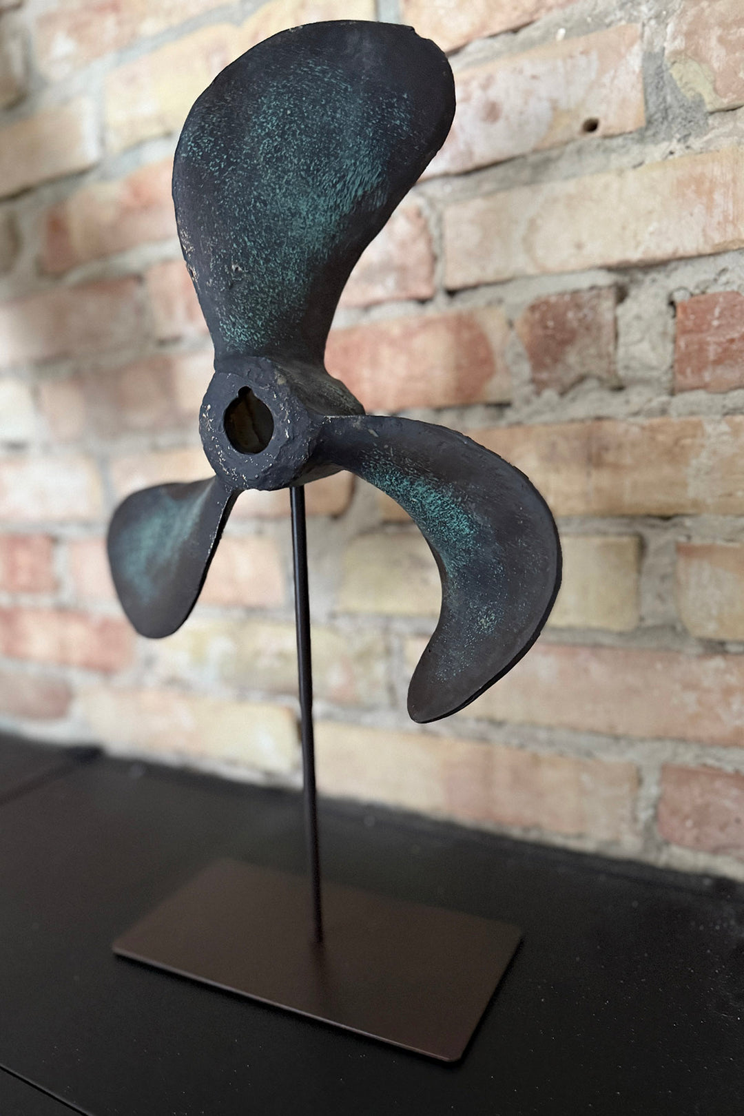 Vintage Skibspropel på fod