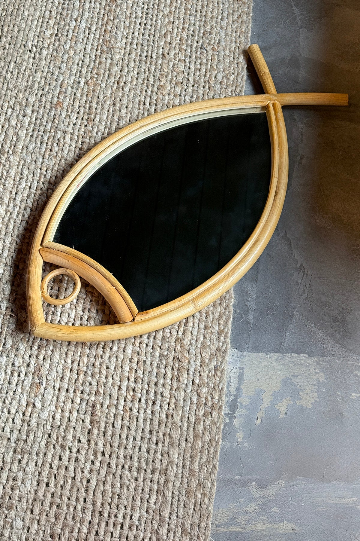 Retro Rattan Spejl "Fisk"