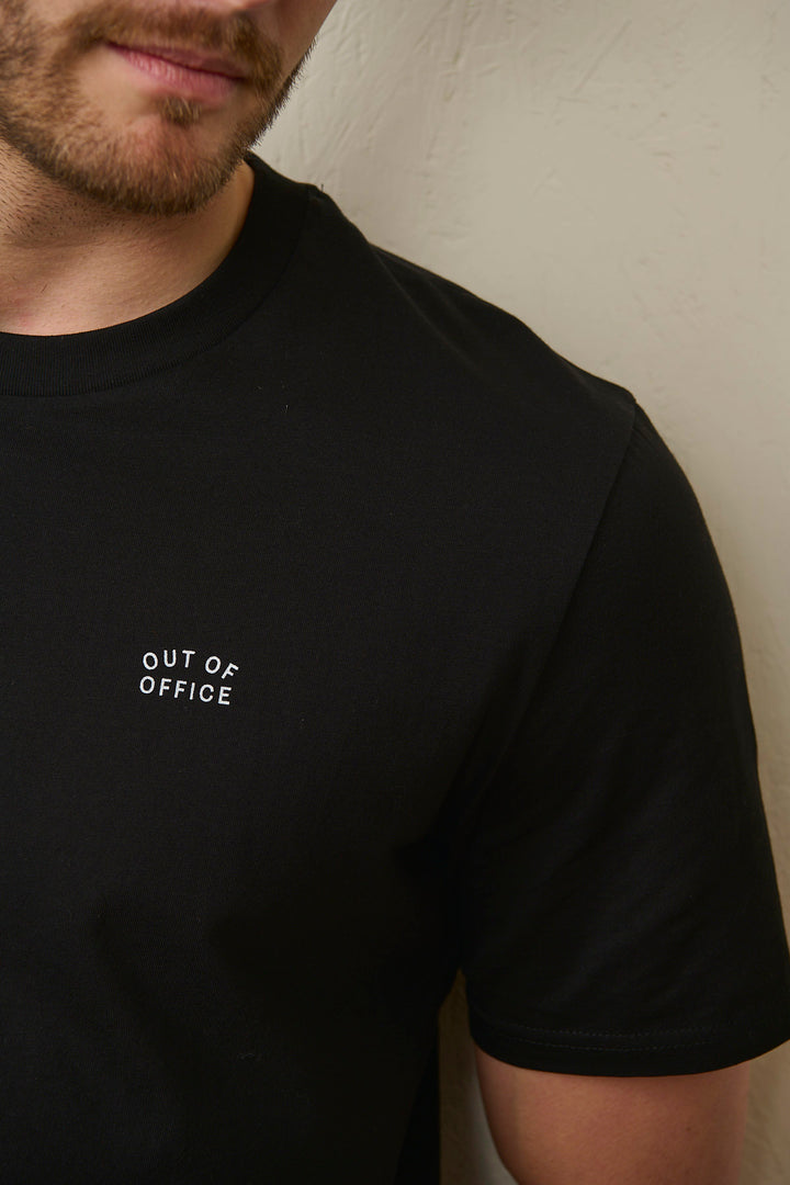 Tee "Out of Office"