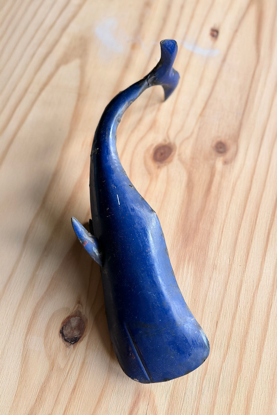 Wal aus recyceltem Metall