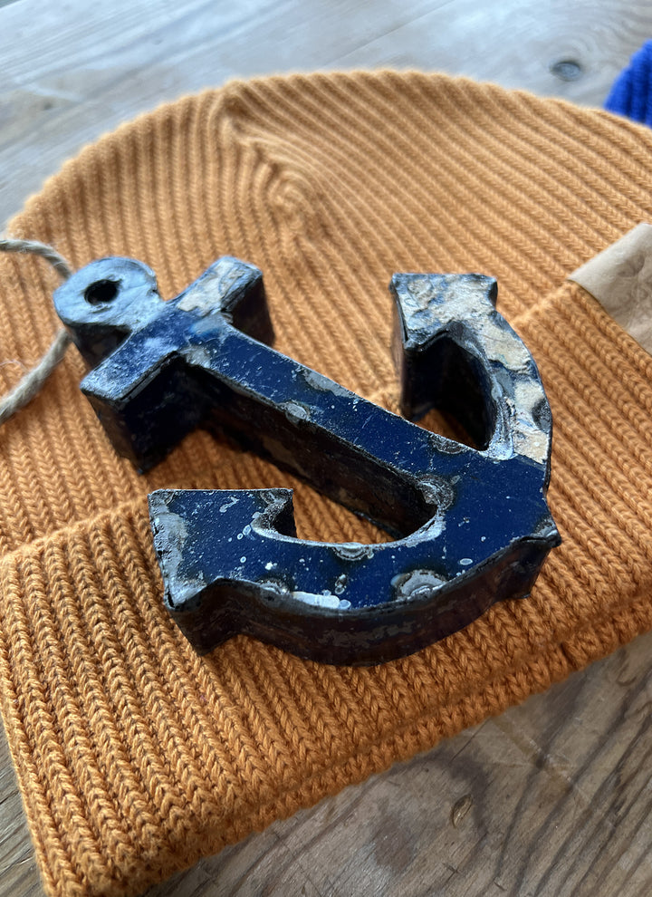 Anker aus recyceltem Metall – klein